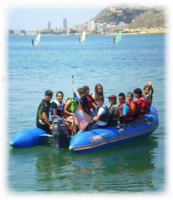 Stage de sports nautiques en Espagne pour enfants