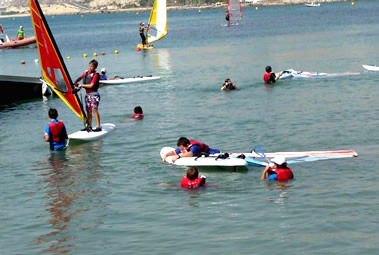 stage de sports nautiques en Espagne pour enfants